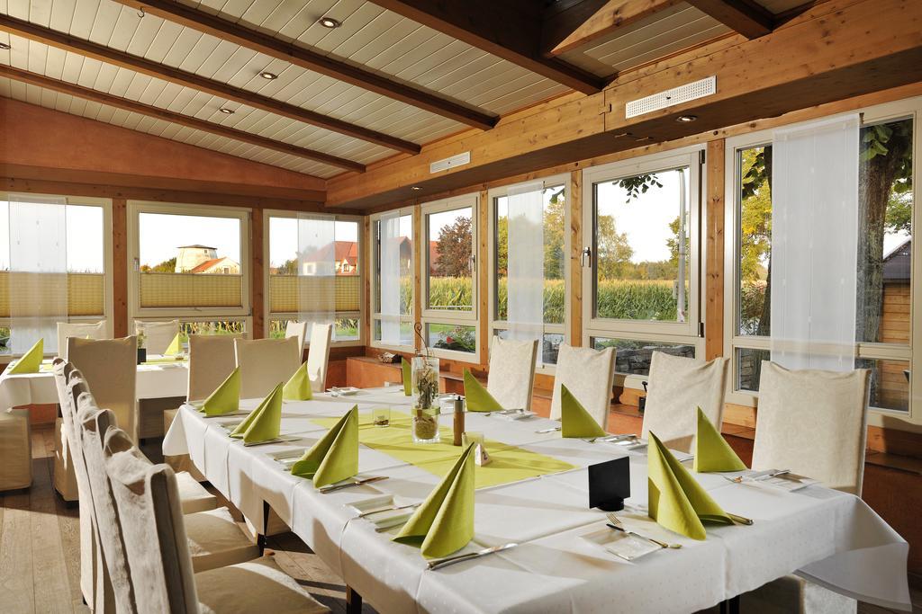 Hotel Dreimaedelhaus Espelkamp-Mittwald Kültér fotó