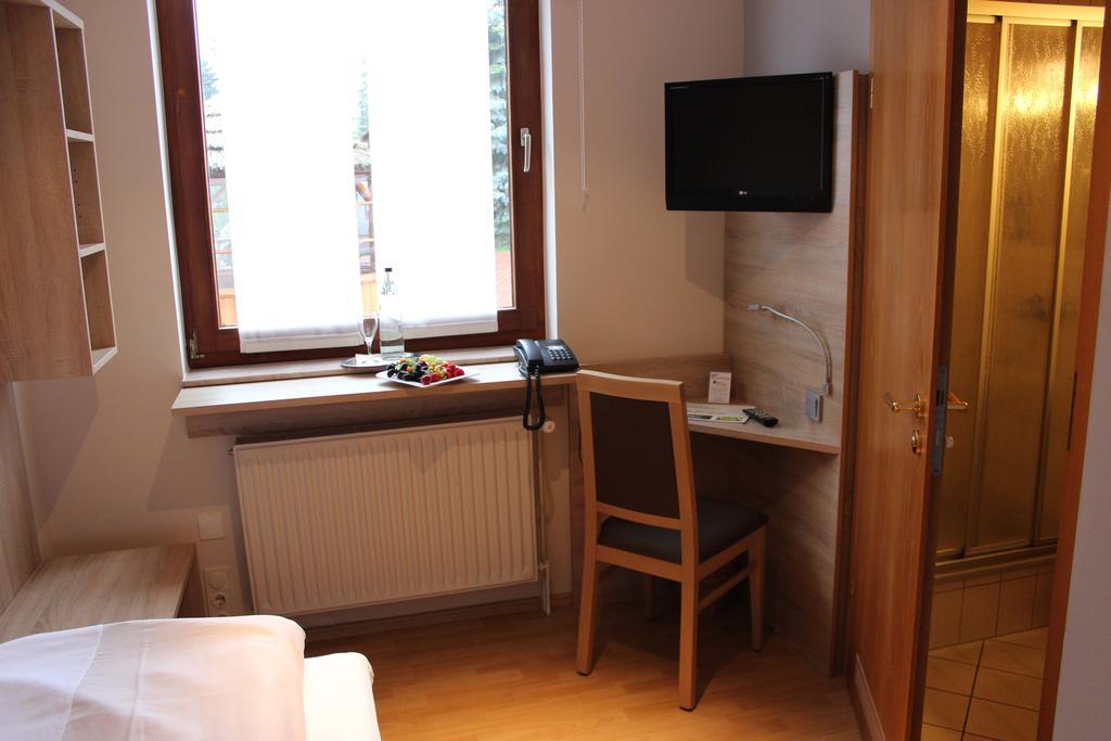 Hotel Dreimaedelhaus Espelkamp-Mittwald Kültér fotó