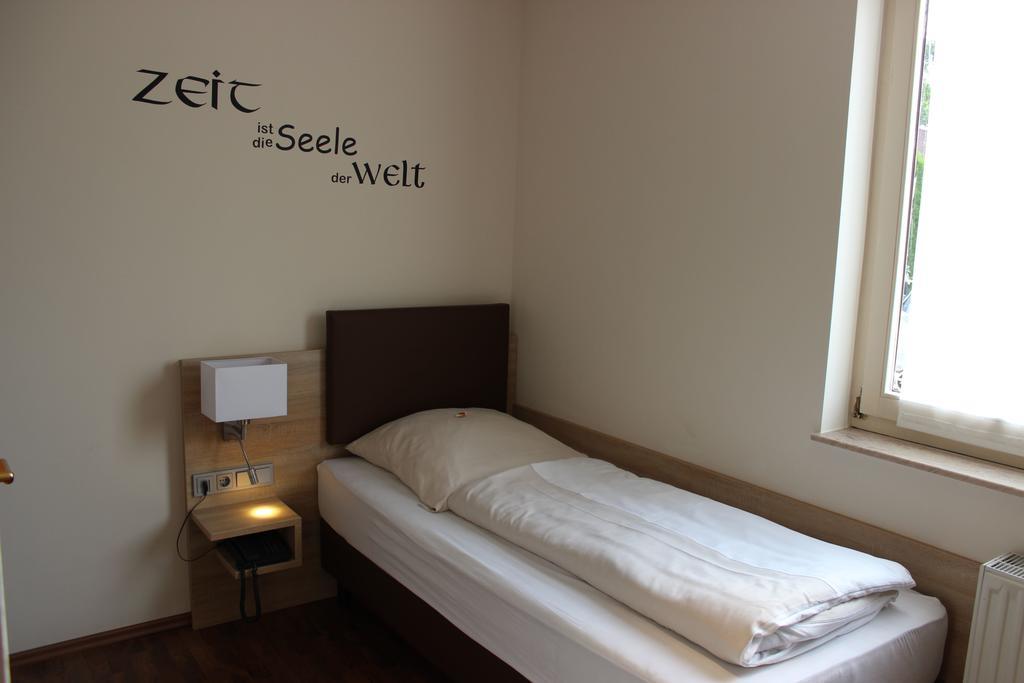 Hotel Dreimaedelhaus Espelkamp-Mittwald Kültér fotó