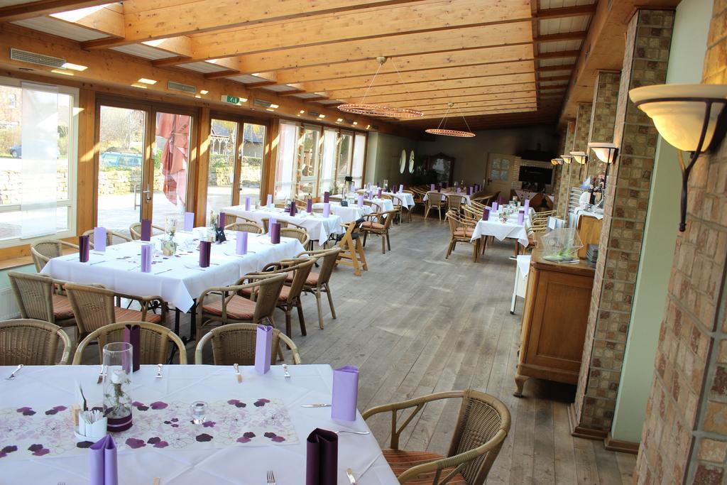 Hotel Dreimaedelhaus Espelkamp-Mittwald Kültér fotó